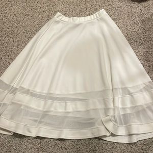 White midi circle shirt size 6